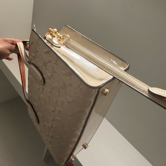 Coach nina small tote bag in signature leather - Picture 2 of 4